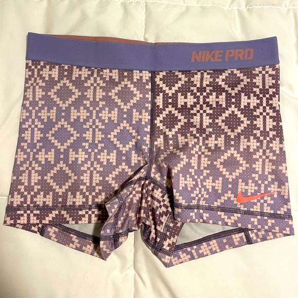 Nike Pro Shorts - Picture 1 of 6